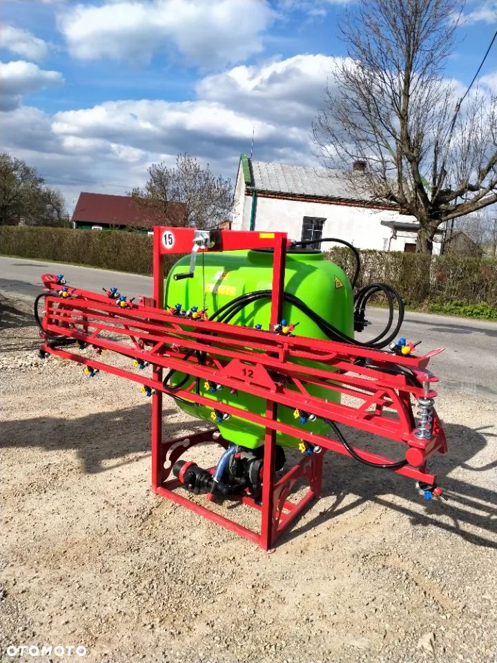 SOKÓŁ Opryskiwacz polowy 200/400/600/800l  DEMAROL potrójna oprawa rozpylaczy/zawór - 9