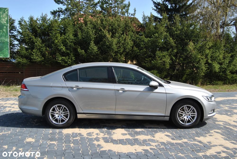 Volkswagen Passat 1.6 TDI BMT Comfortline - 3