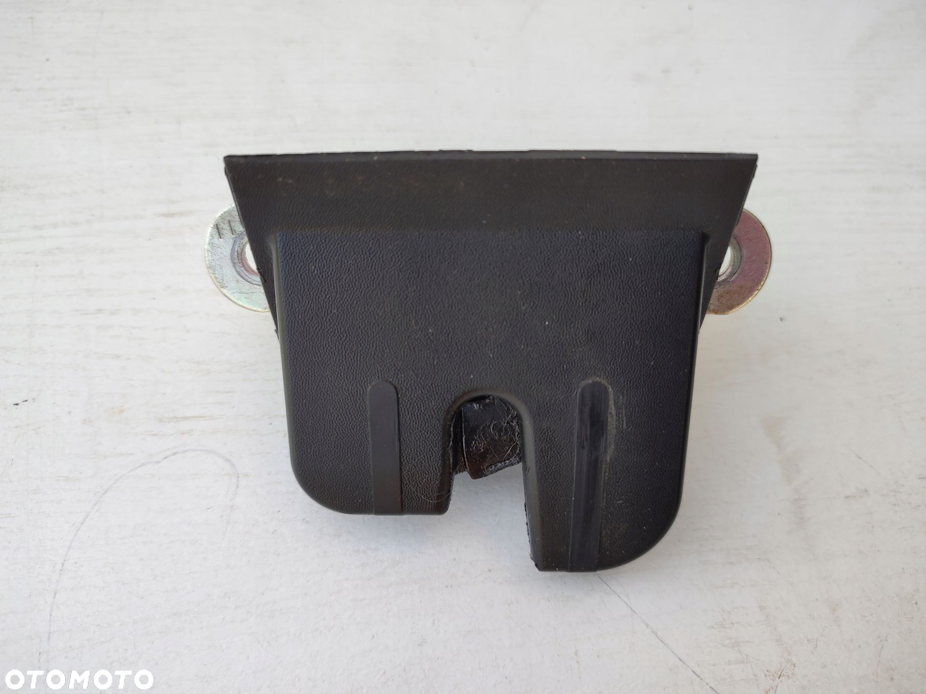 Zamek tylnej klapy bagażnika SEAT LEON II 5P8827505 ORYGINAŁ - 1
