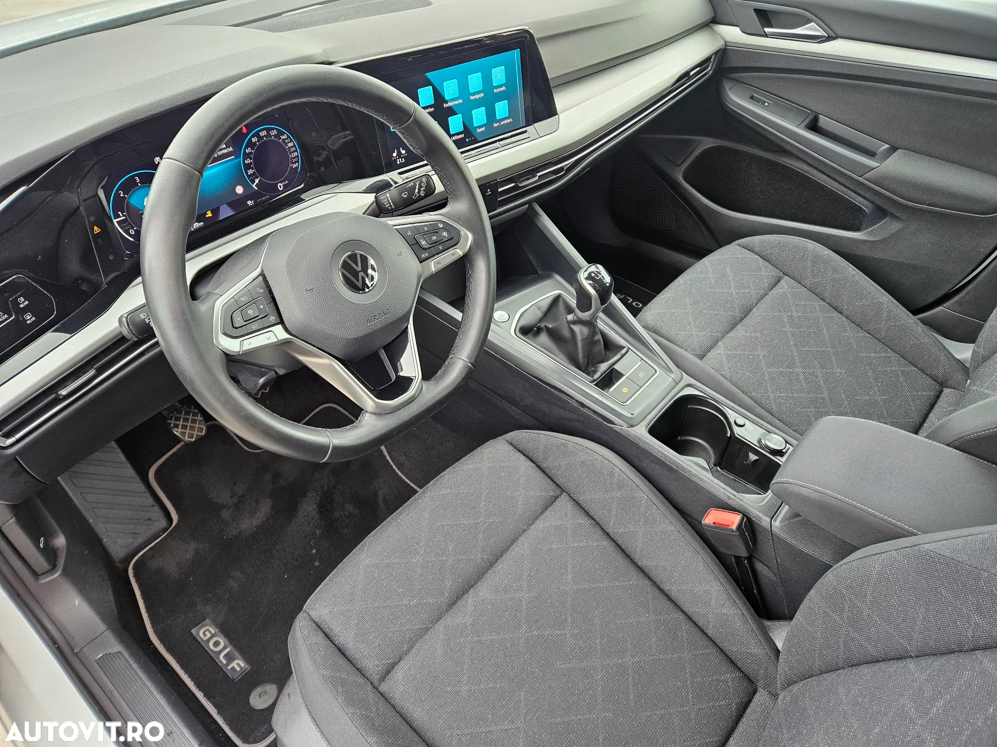 Volkswagen Golf - 4