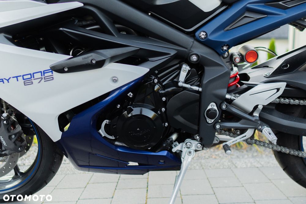 Triumph Daytona - 26