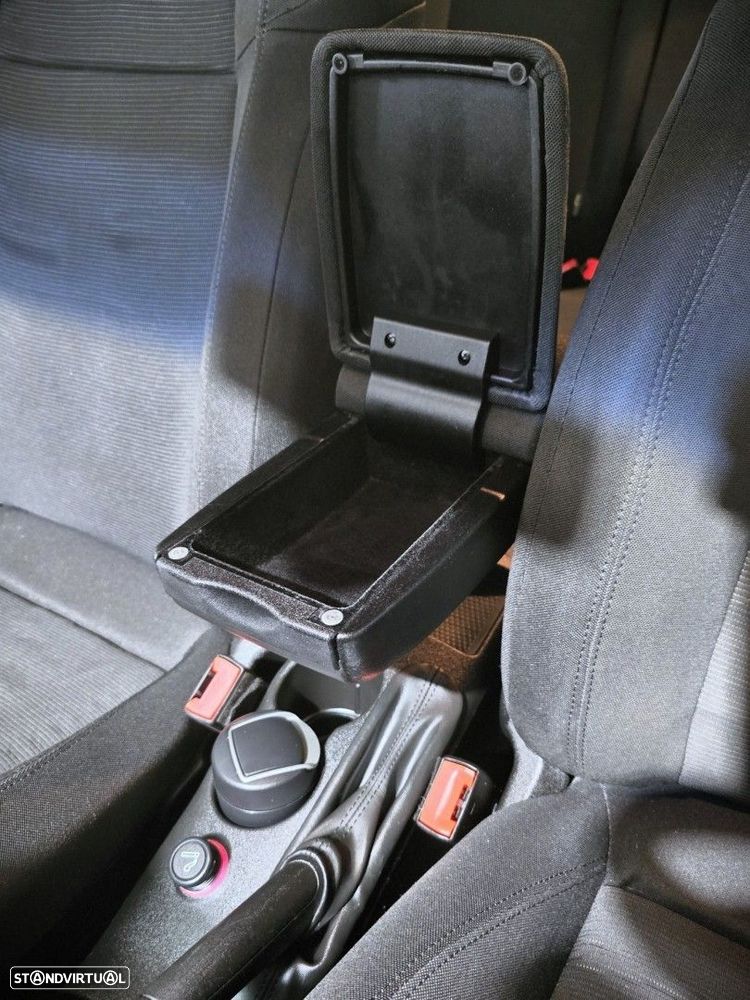 Alfa Romeo Giulietta 1.6 JTDM Distinctive - 26