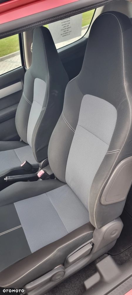 Suzuki Swift 1.3 GS - 12