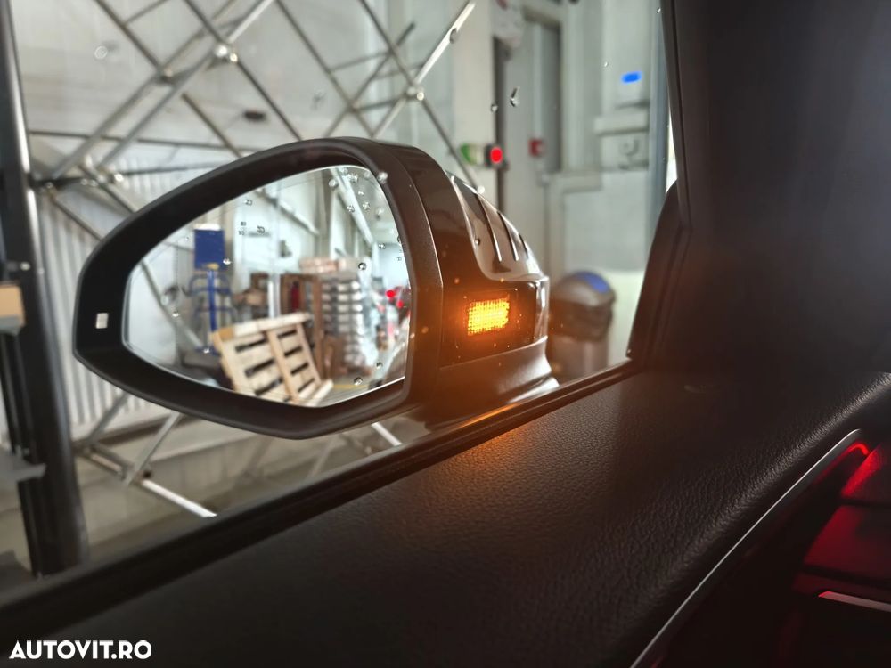 Audi A4 Avant 2.0 40 TDI quattro S tronic MHEV Advanced - 30