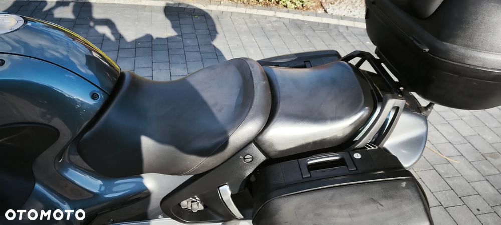 BMW R - 8