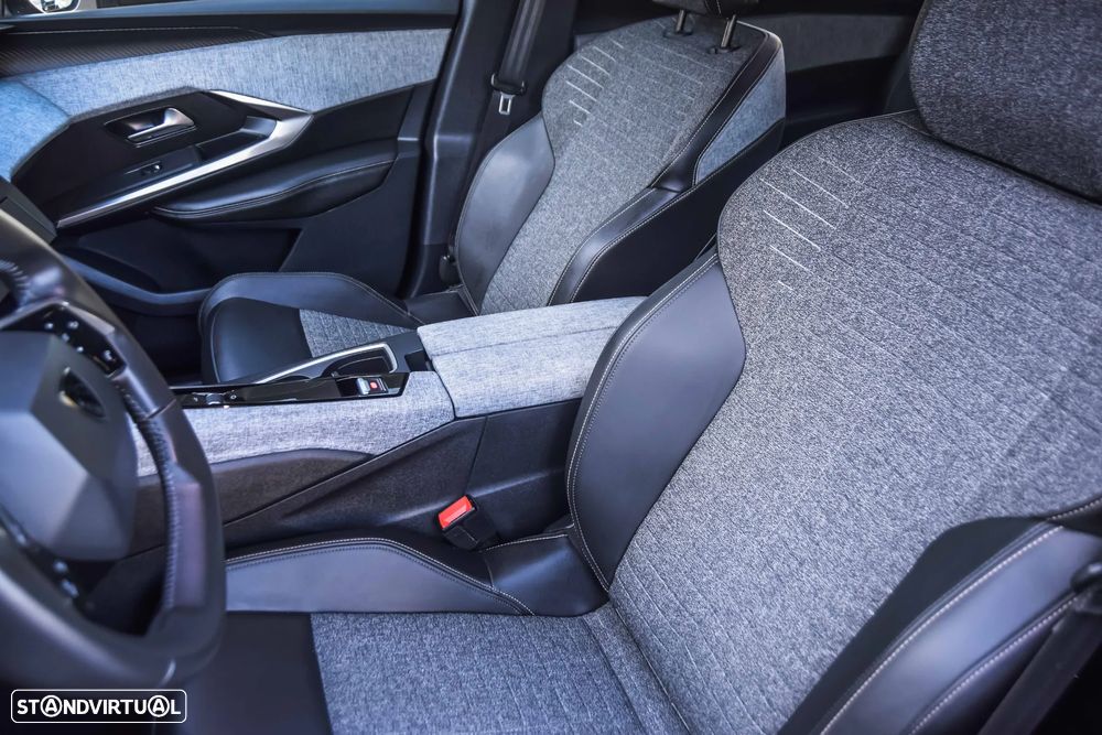 Peugeot 5008 1.2 Hybrid Allure e-DCS6 - 18