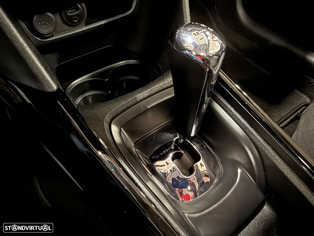Peugeot 2008 - 7