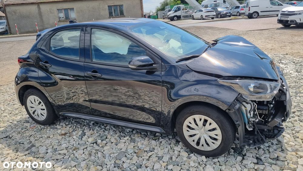 Toyota Yaris - 12