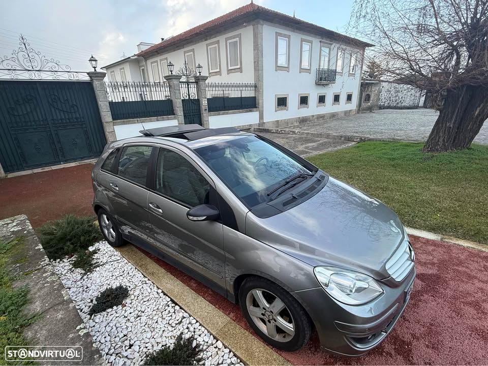 Mercedes-Benz B 150 Autotronic - 1