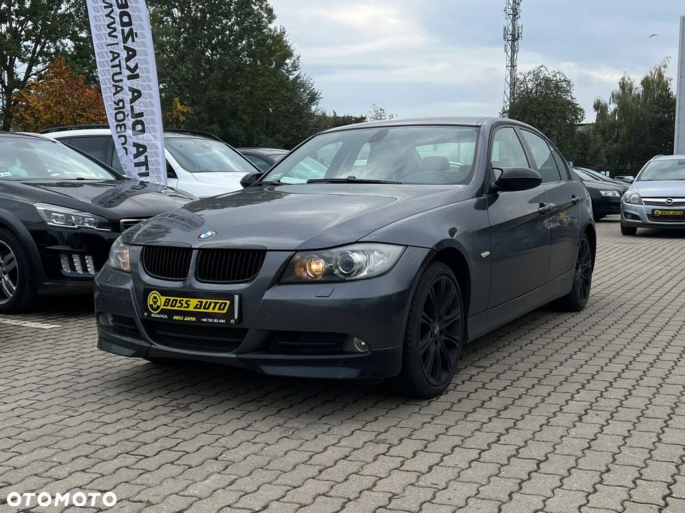 BMW 320I 2006 photo 4