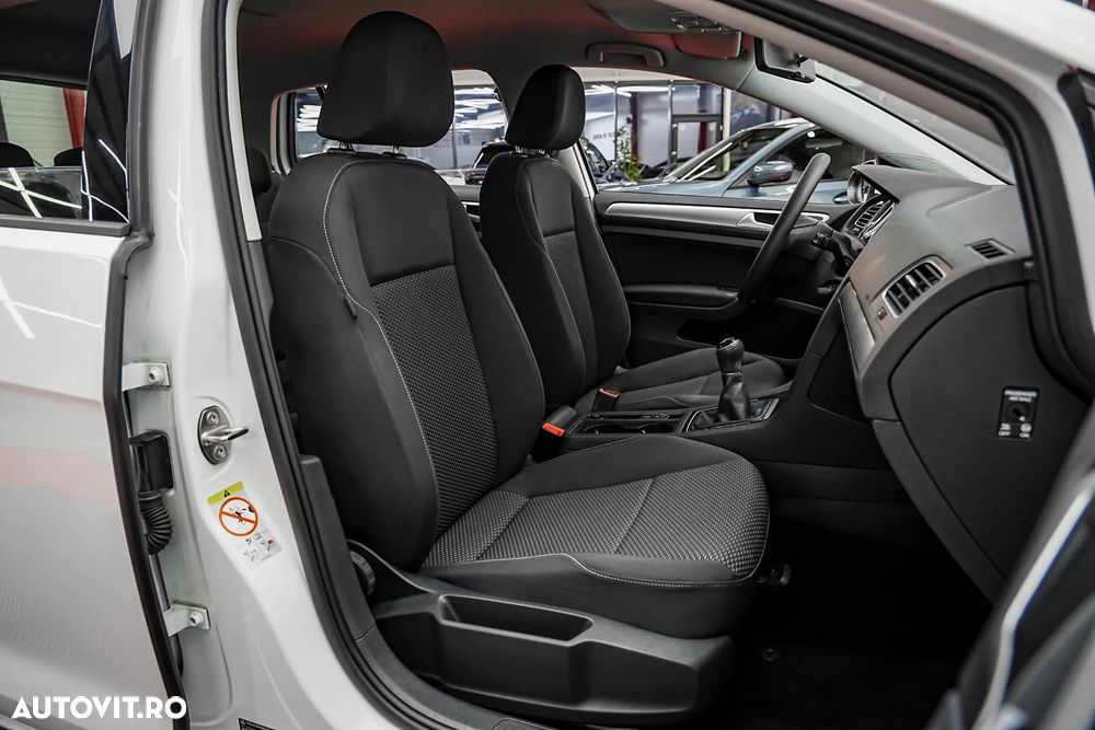 Volkswagen Golf 1.0 TSI Trendline - 8