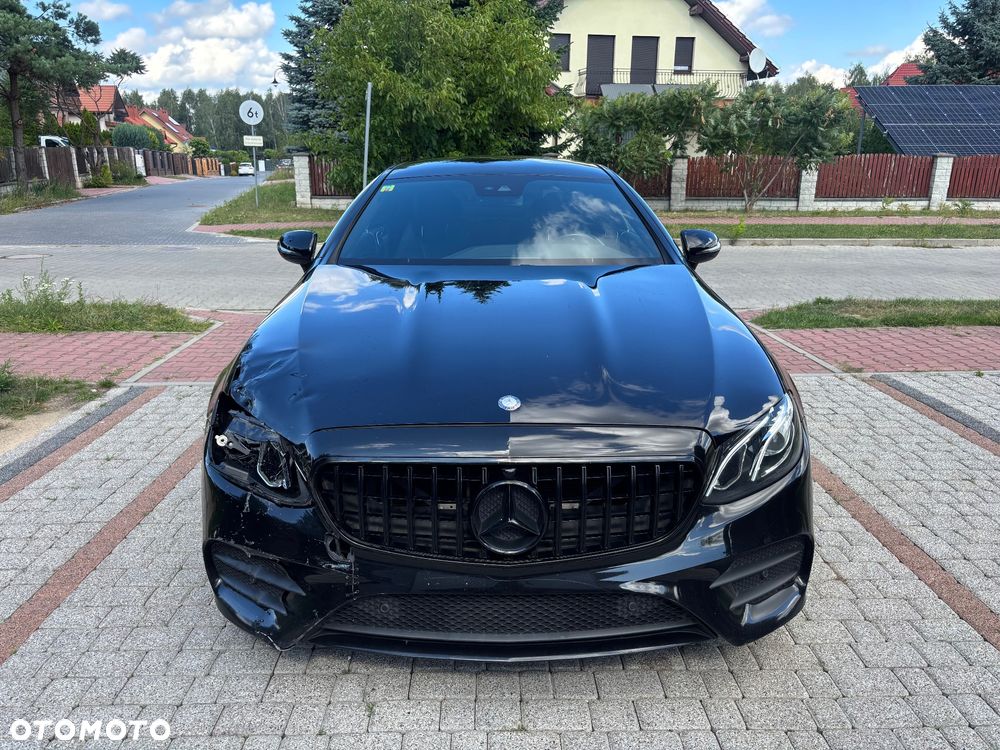 Mercedes-Benz Klasa E 200 4-Matic 9G-TRONIC - 13