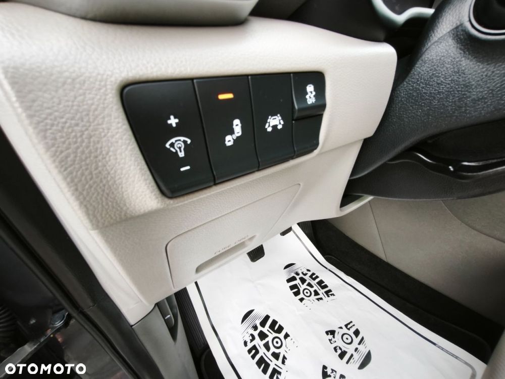 Kia Sportage - 13