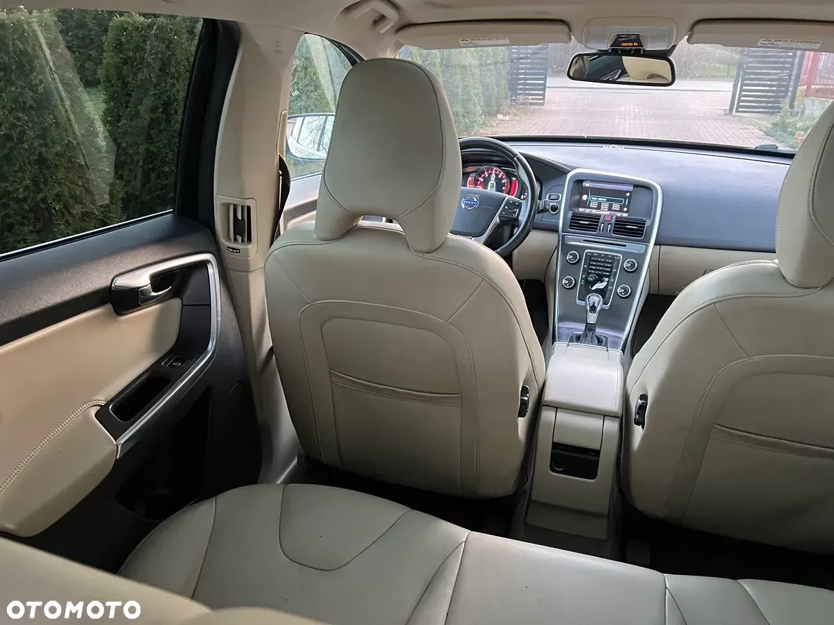 Volvo XC 60 - 31