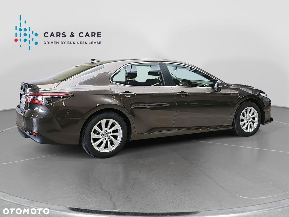 Toyota Camry 2.5 Hybrid Comfort CVT - 23