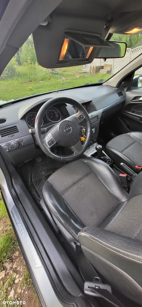 Opel Astra 1.9 CDTI Edition - 13