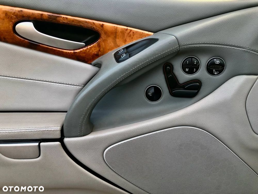 Mercedes-Benz SL - 22