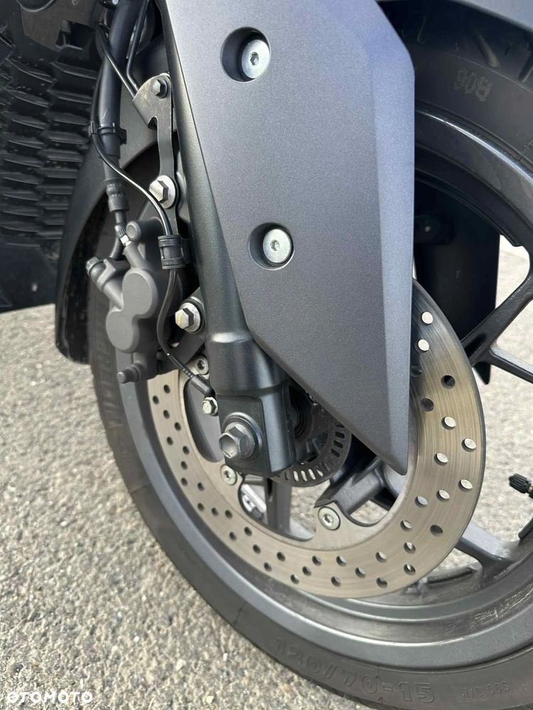 Yamaha X-max - 6