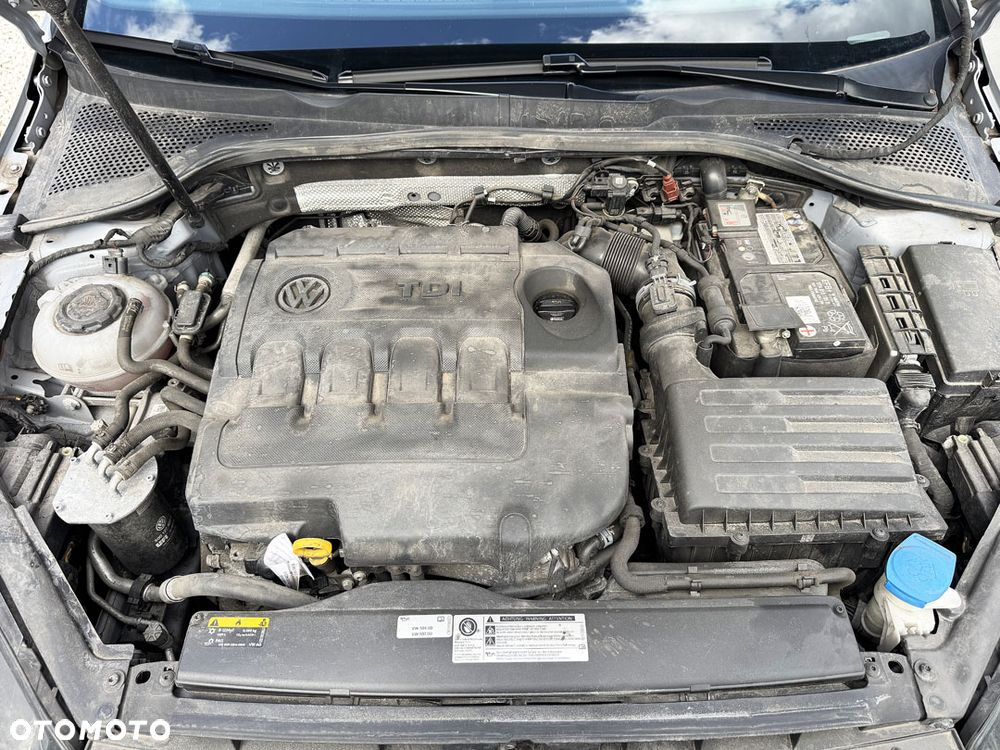 Volkswagen Golf 1.6 TDI SCR Trendline - 39