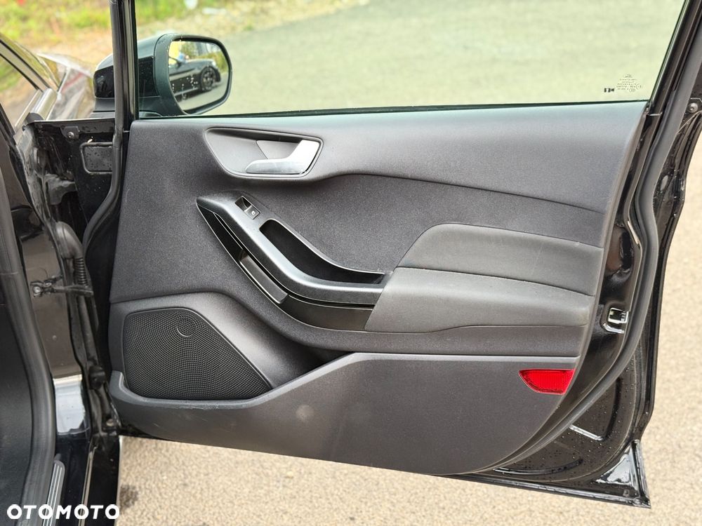 Ford Fiesta 1.0 EcoBoost Titanium - 33