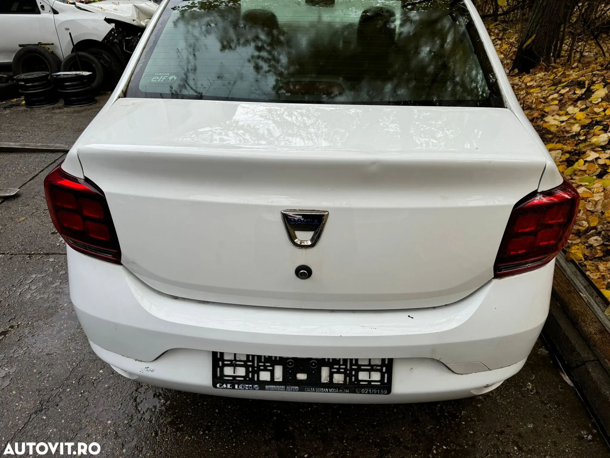 Stop stanga Dacia Logan Facelift - 1