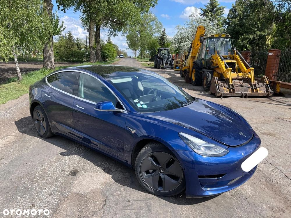 Tesla Model 3 Premium Langstreckenbatterie AWD Dual Motor - 27