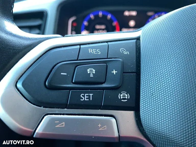 Volkswagen T-Roc 1.0 TSI Base - 21