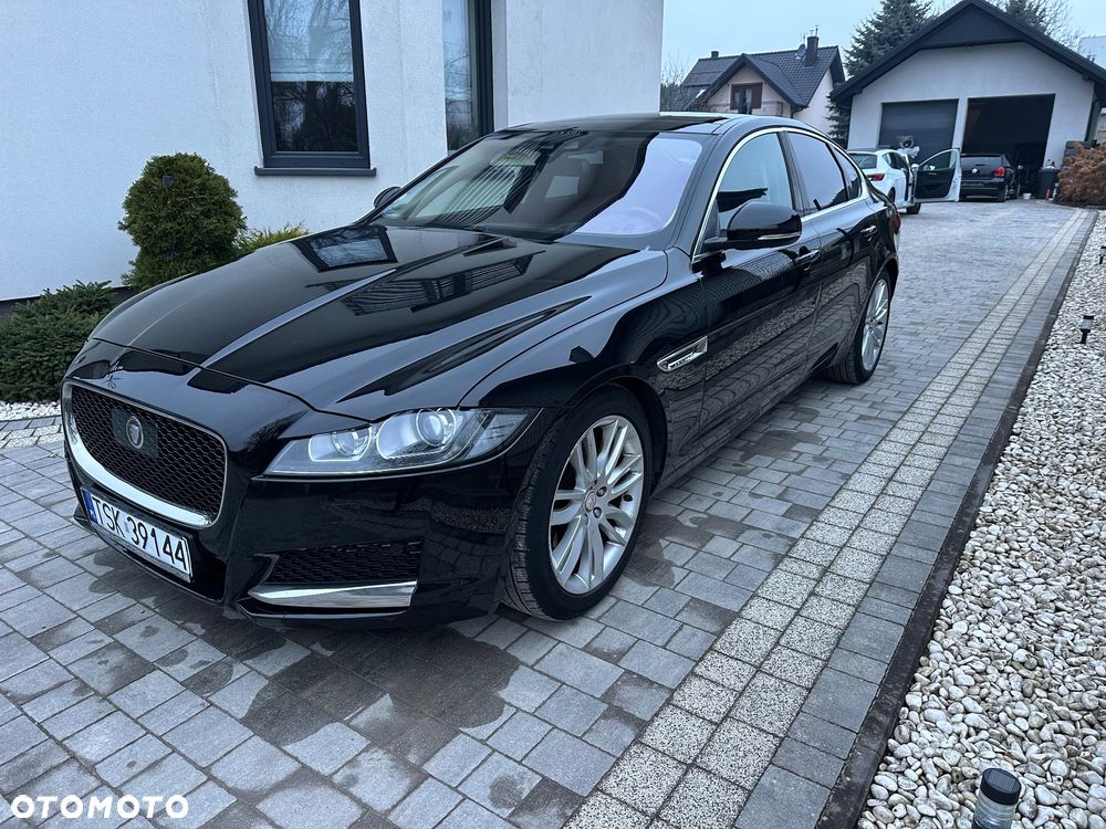 Jaguar XF 2.0 i4D Prestige - 2