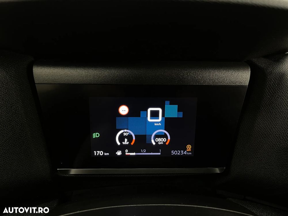 Citroën C4 BlueHDi 110 Stop&Start FEEL - 28