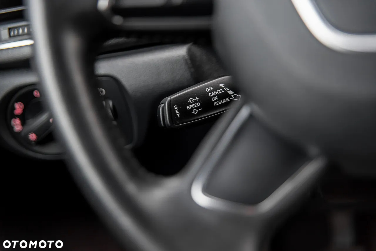 Audi Q3 2.0 TFSI Quattro - 23