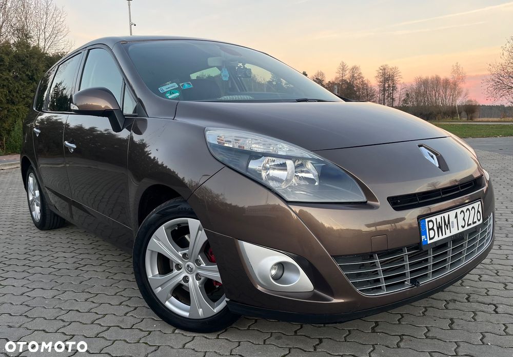 Renault Scenic - 1