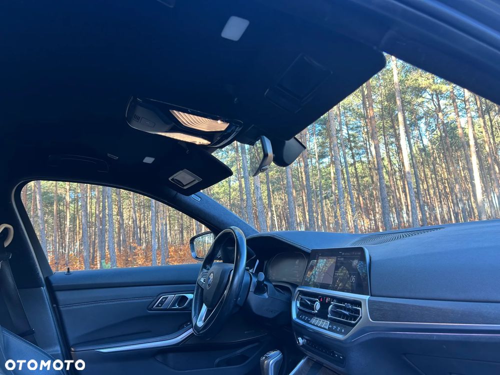 BMW Seria 3 320d - 12