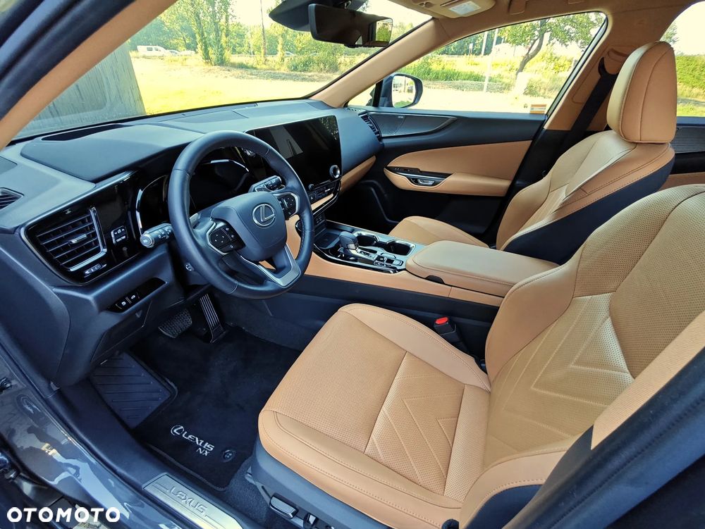 Lexus NX 350h Omotenashi AWD - 3