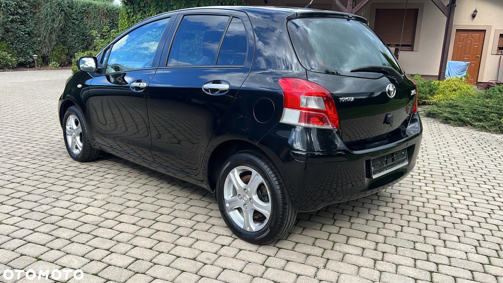 Toyota Yaris - 7