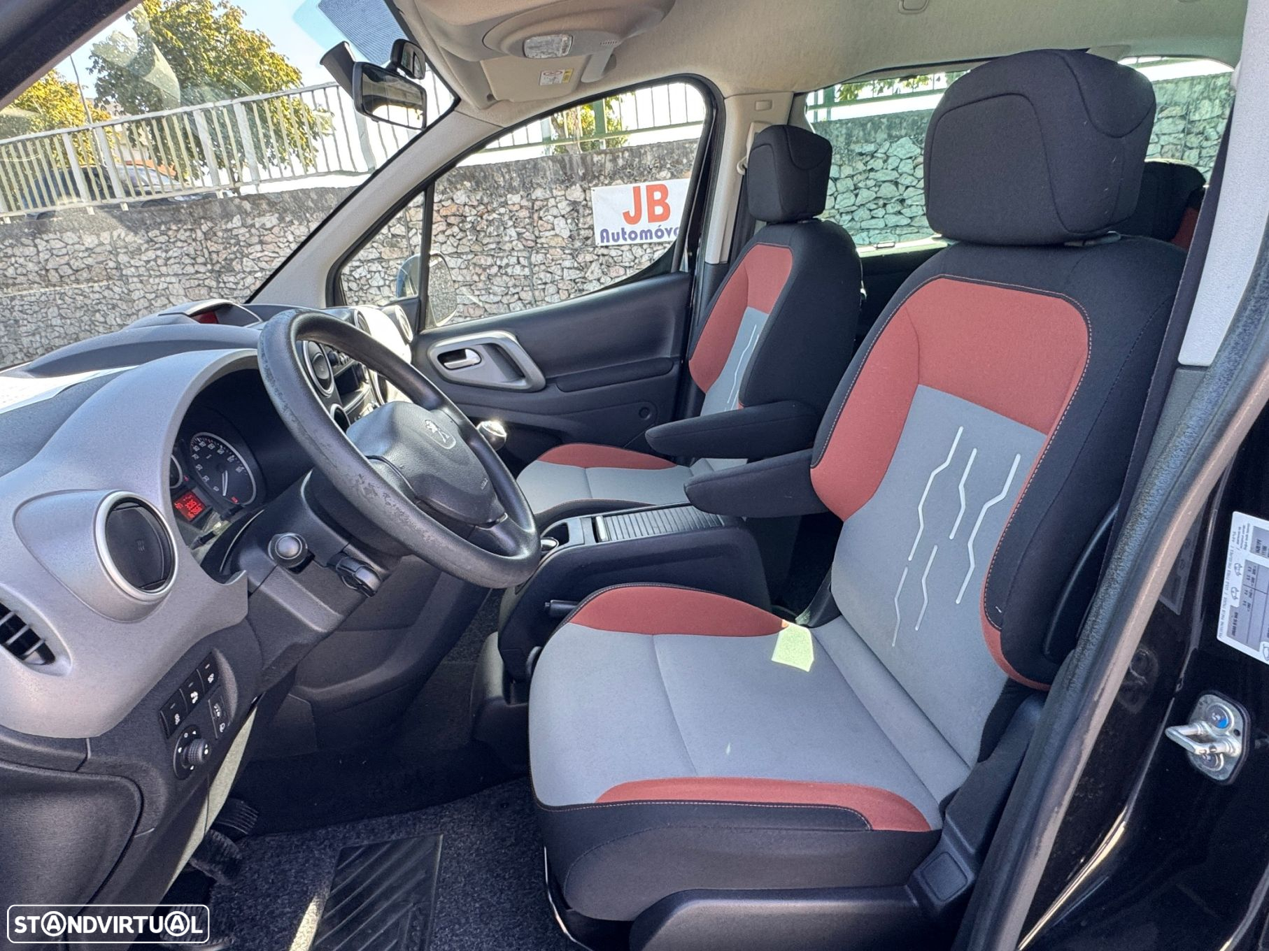 Peugeot Partner 1.6 BlueHDi Confort - 9
