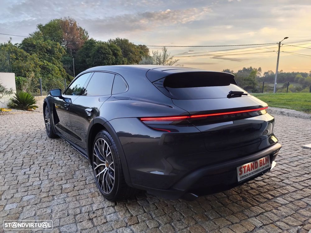 Porsche Taycan Sport Turismo Standard - 3
