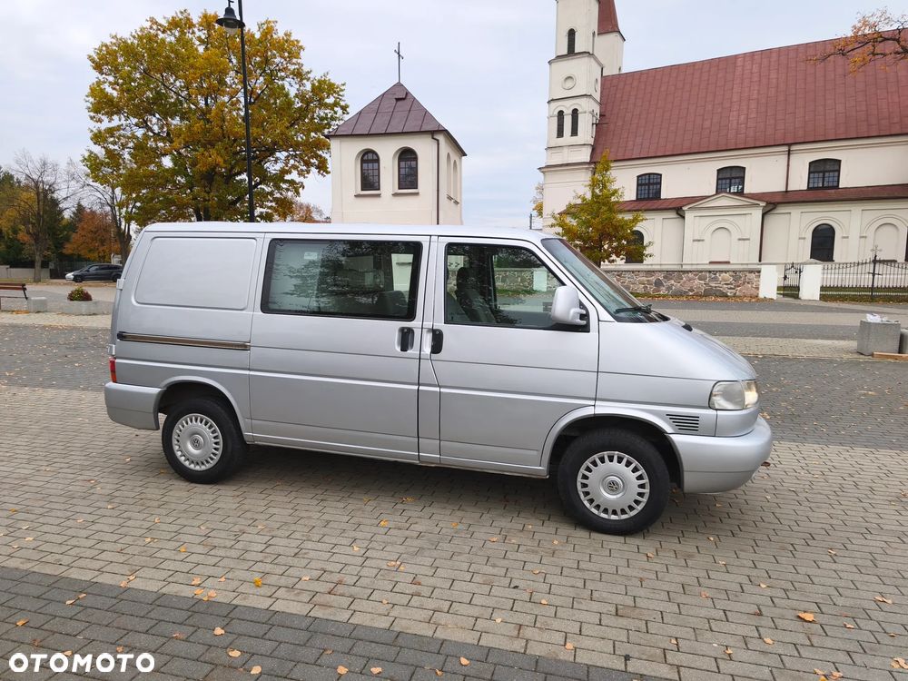 Volkswagen Transporter - 11