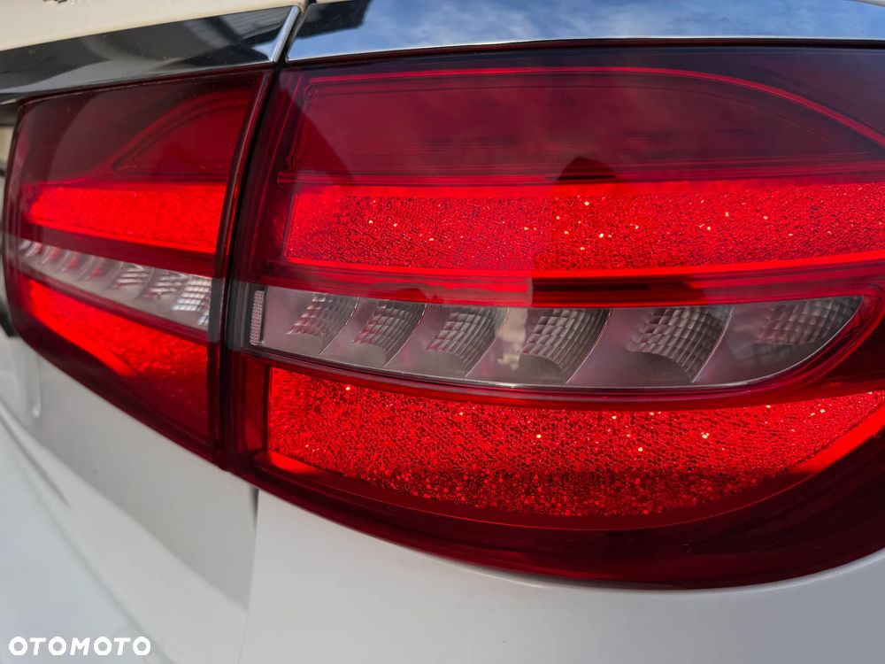 Mercedes-Benz Klasa E 220 d 4-Matic 9G-TRONIC - 5