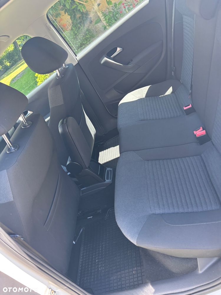 Volkswagen Polo 1.2 Sportline - 1