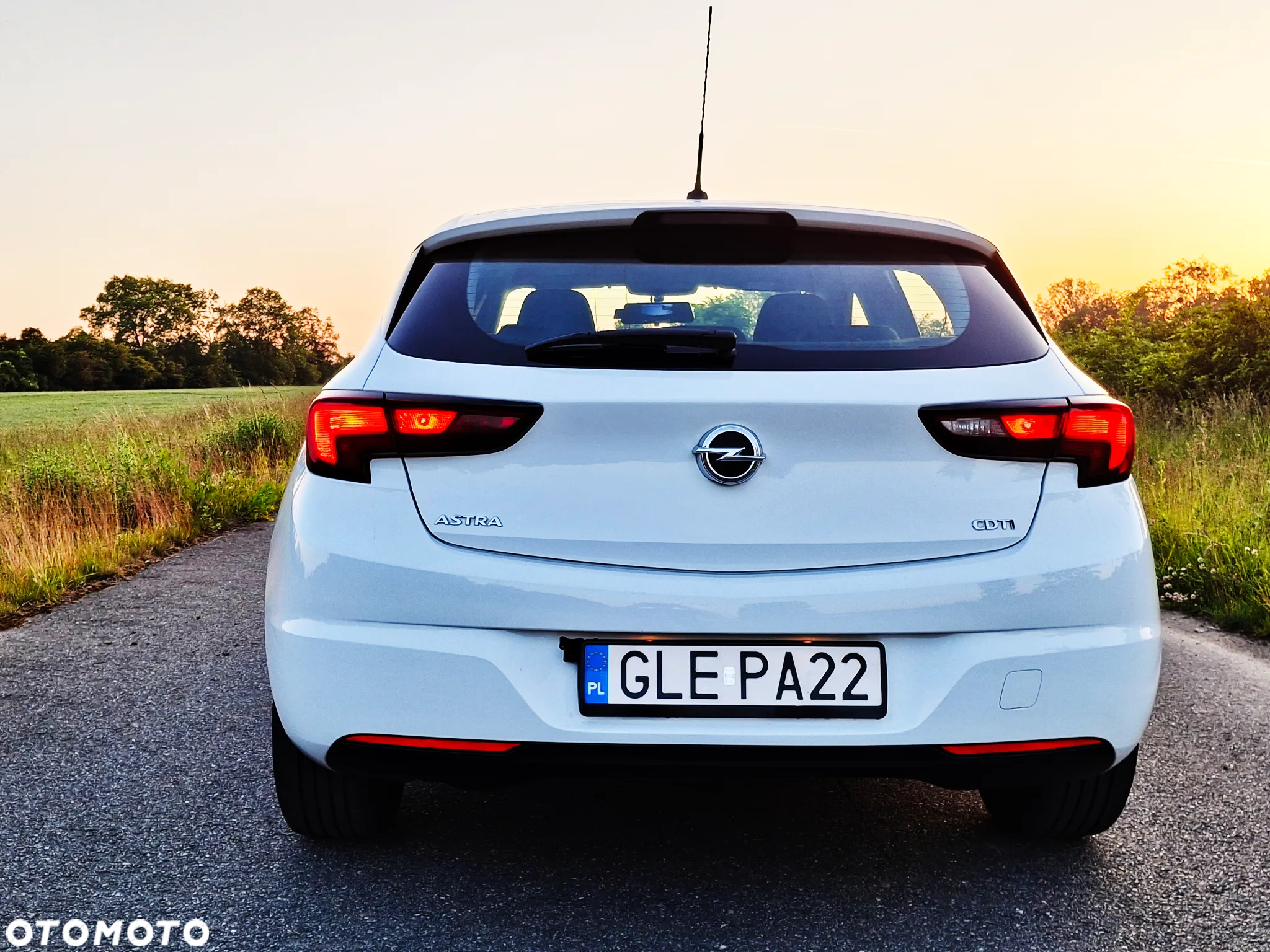 Opel Astra V 1.6 CDTI Enjoy - 23