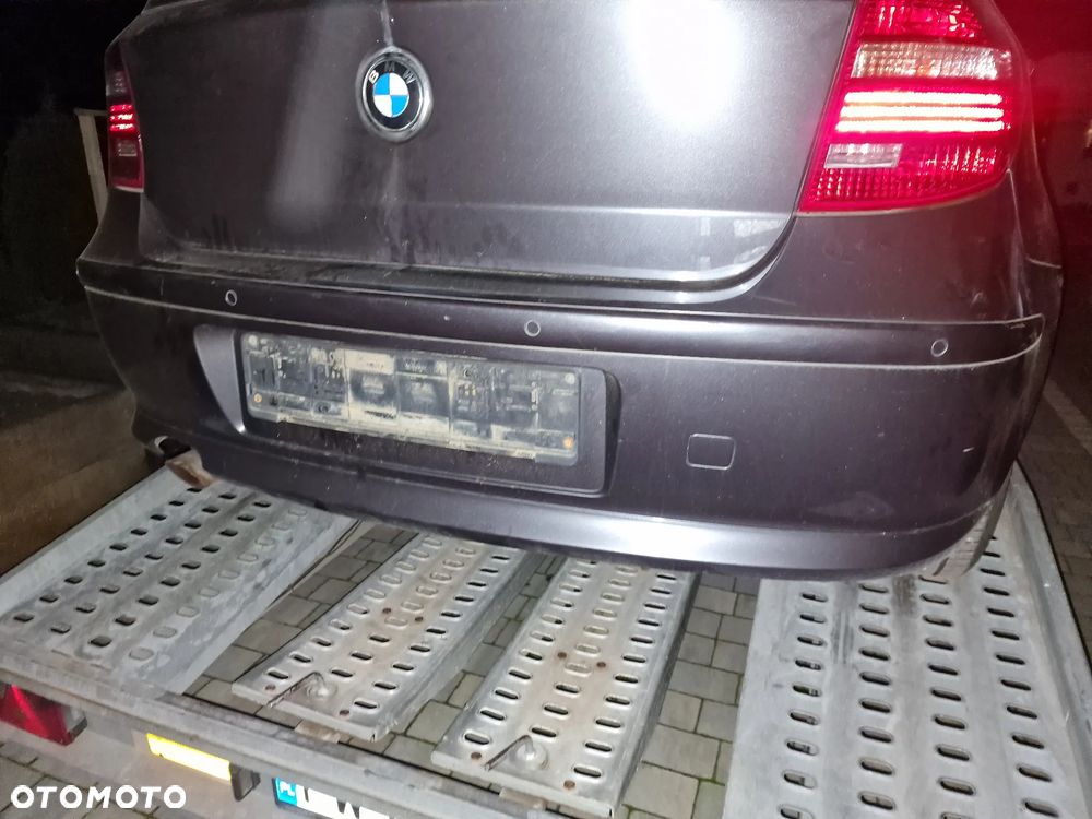 Klapa tył BMW  e87  w  kolorze  A22 - 2