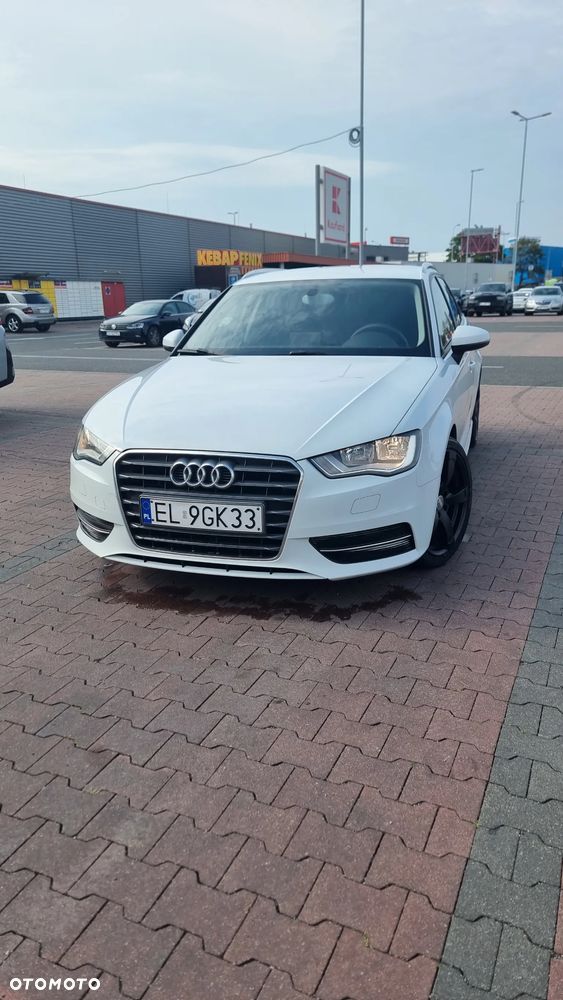 Audi A3 Sportback 1.6 TDI ultra Attraction - 7