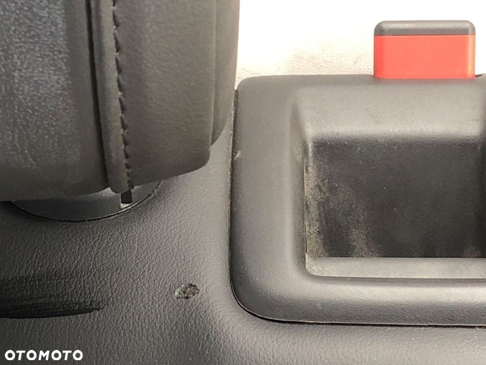 FOTELE KANAPA KOMPLET - 1799.00 PLN - VW PASSAT B8 (3G2, CB2) 2014 - 2022 2.0 TDI 4motion 140 kW - 17