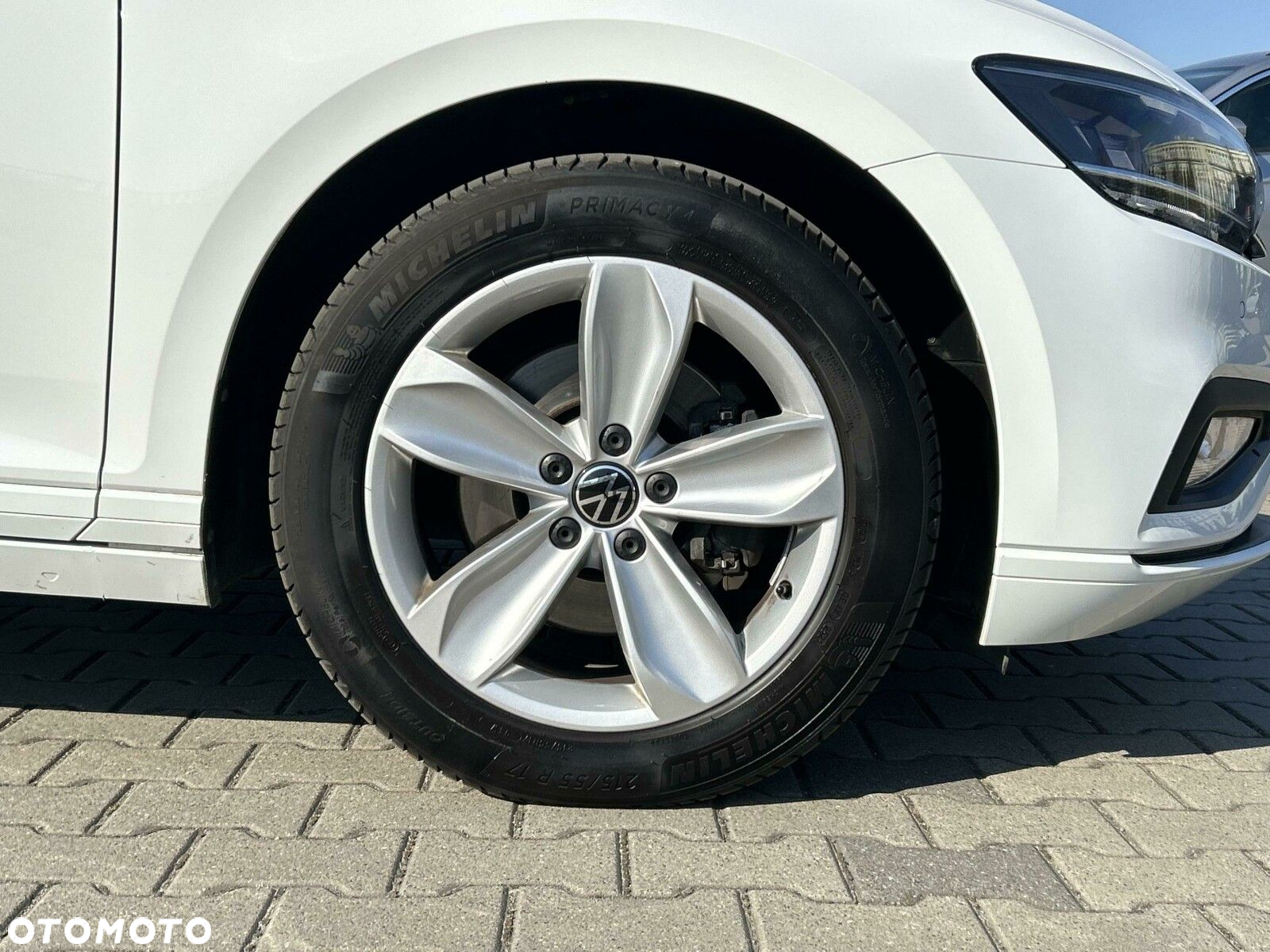 Volkswagen Passat 2.0 TDI 4Mot Elegance DSG - 27