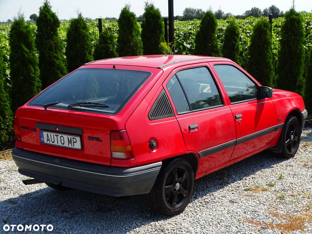 Opel Kadett 1.4 LS - 8