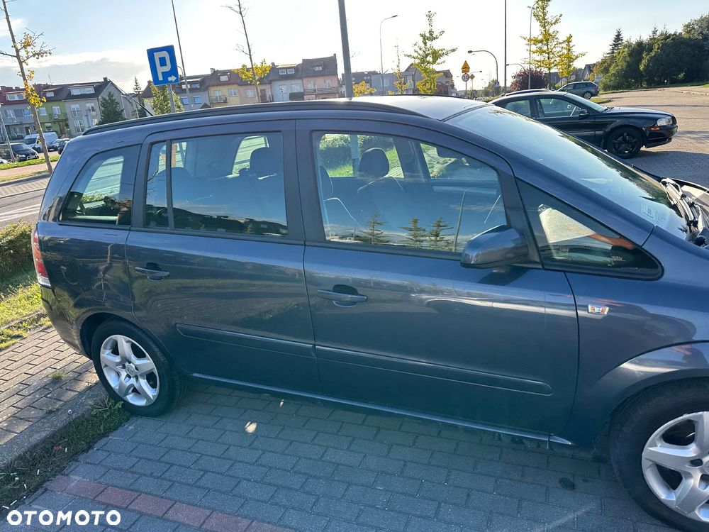 Opel Zafira 1.9 CDTI Navi - 11