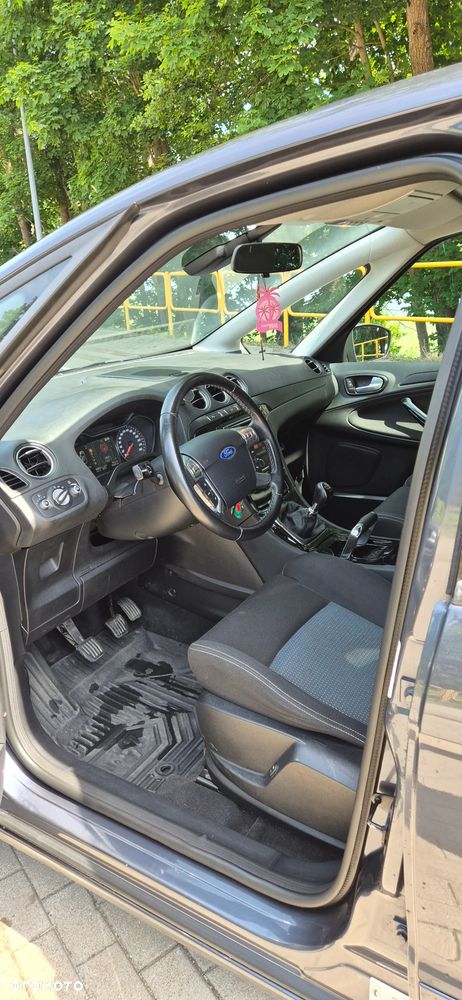 Ford S-Max 2.0 TDCi Trend - 17