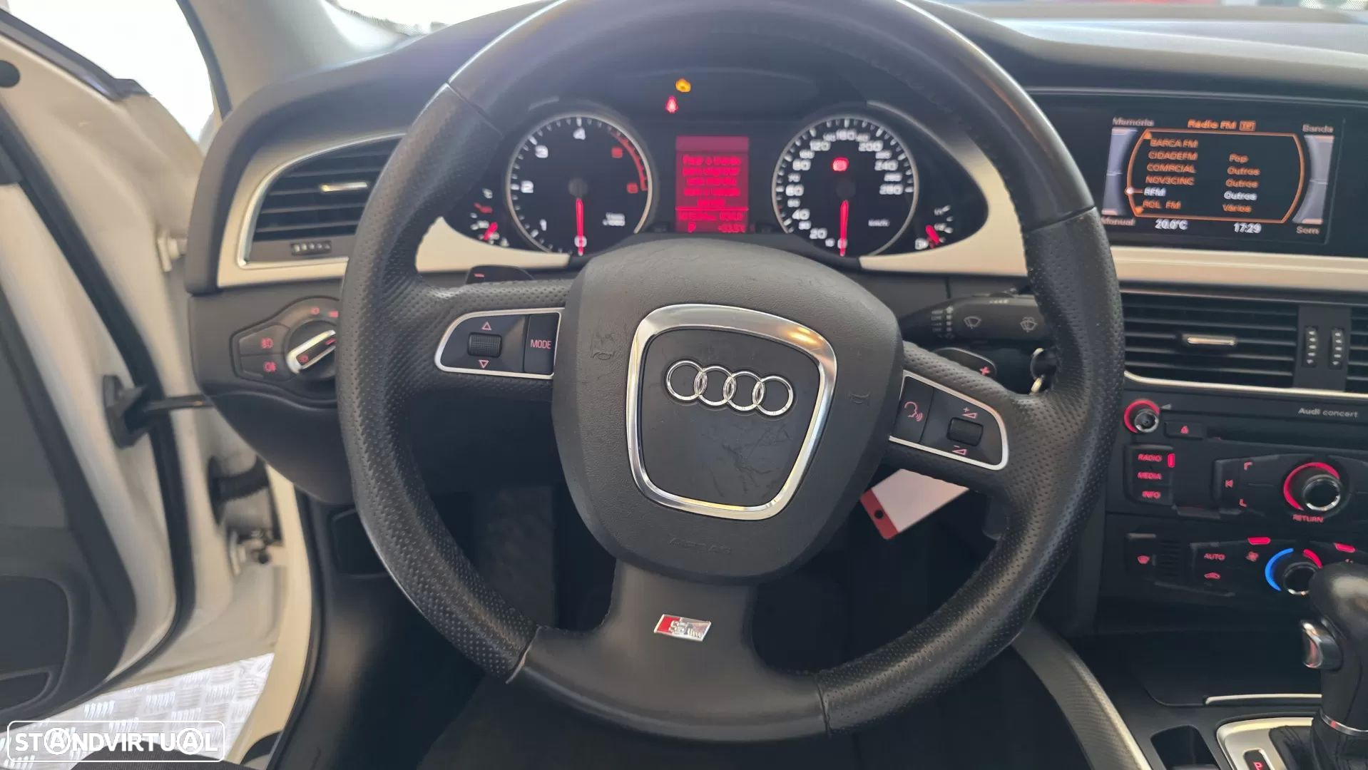 Audi A4 2.0 TDI S-line Multitronic - 35