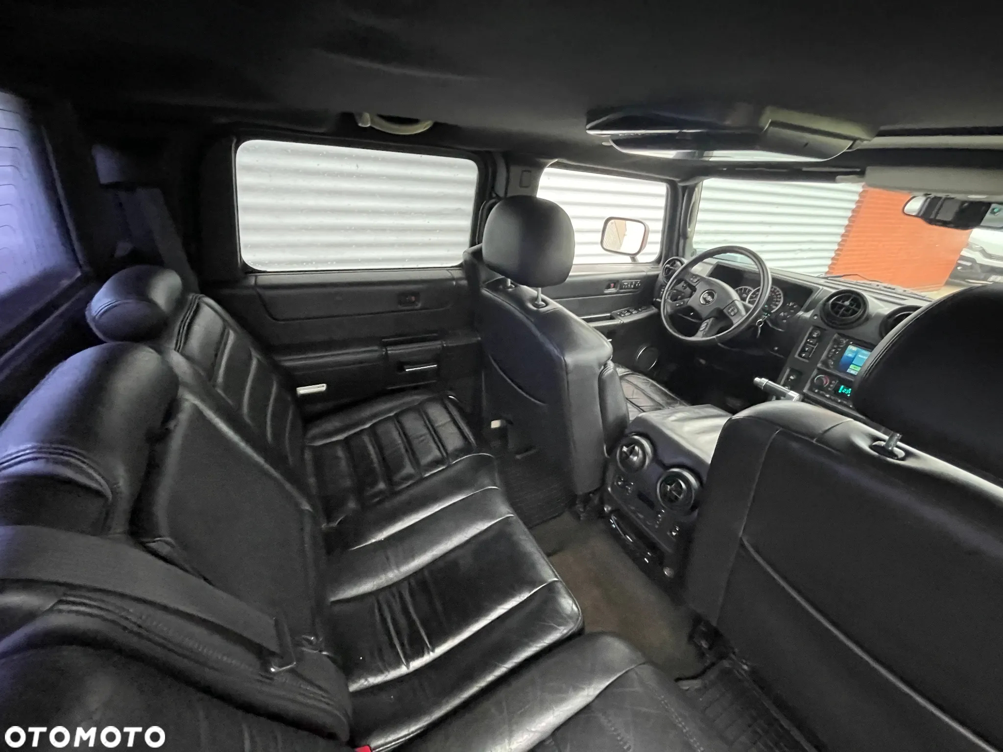 Hummer H2 6.0 V8 - 29