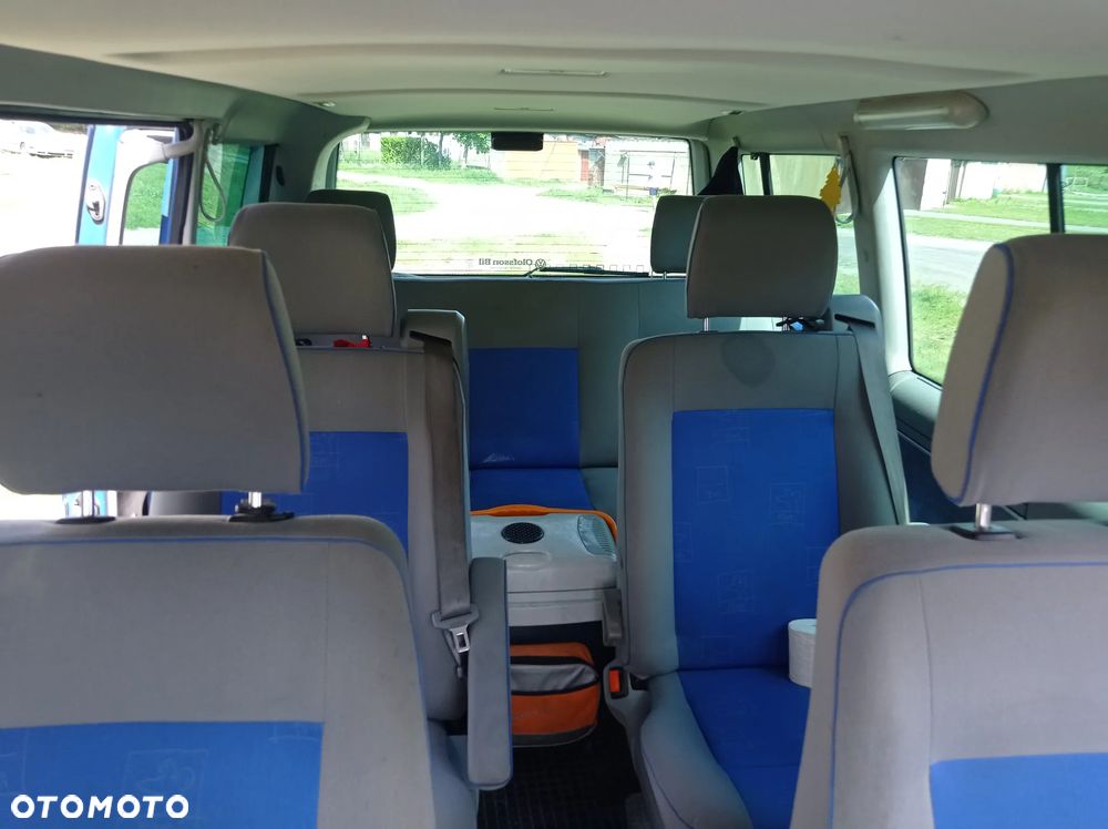 Volkswagen Multivan Standard - 3